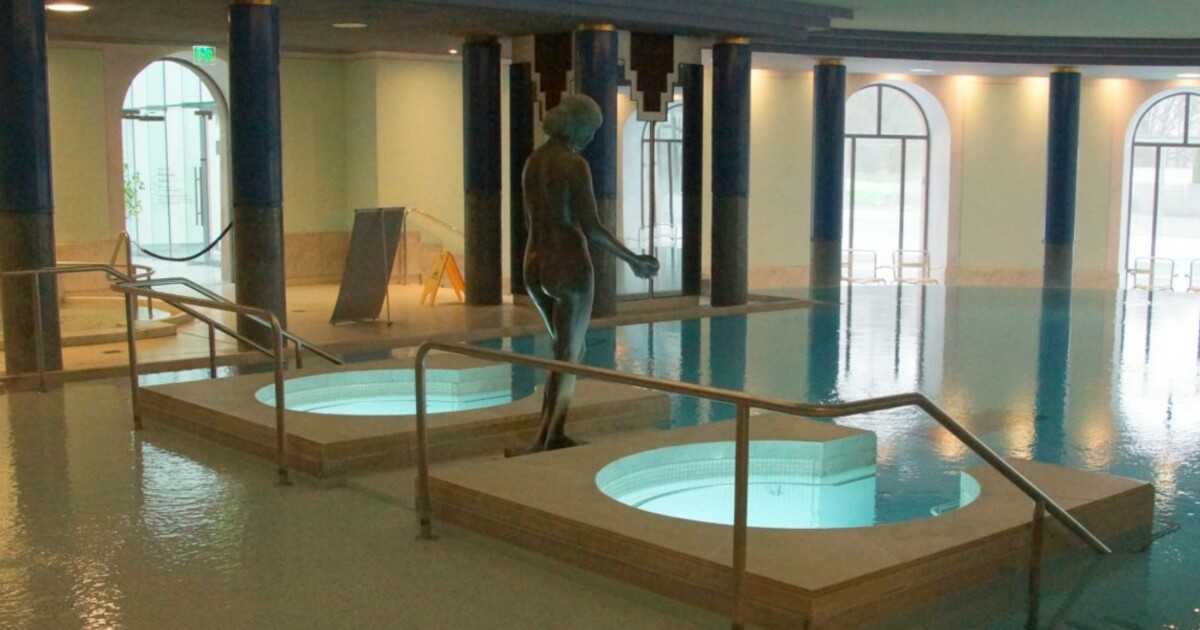 Das Marmorbad der Cassiopeia Therme in Badenweiler wird ...