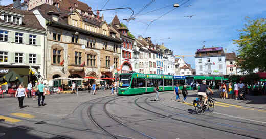 Innenstadt, Basel, Schweiz, Barfüßerplatz, Tram, Straßenbahn, © Fabian Weller - baden.fm (Archivbild)