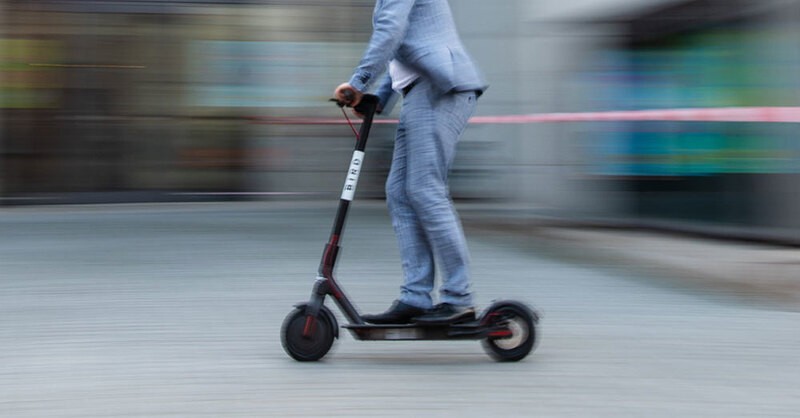 Elektroroller, E-Scooter, © Nicolas Armer - dpa (Symbolbild)